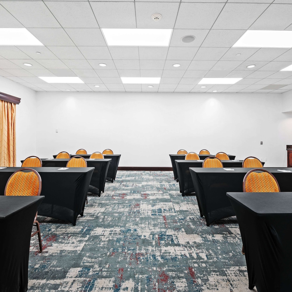 Homewood Suites by Hilton Ft. Lauderdale Airport Cruise Port - photo 46