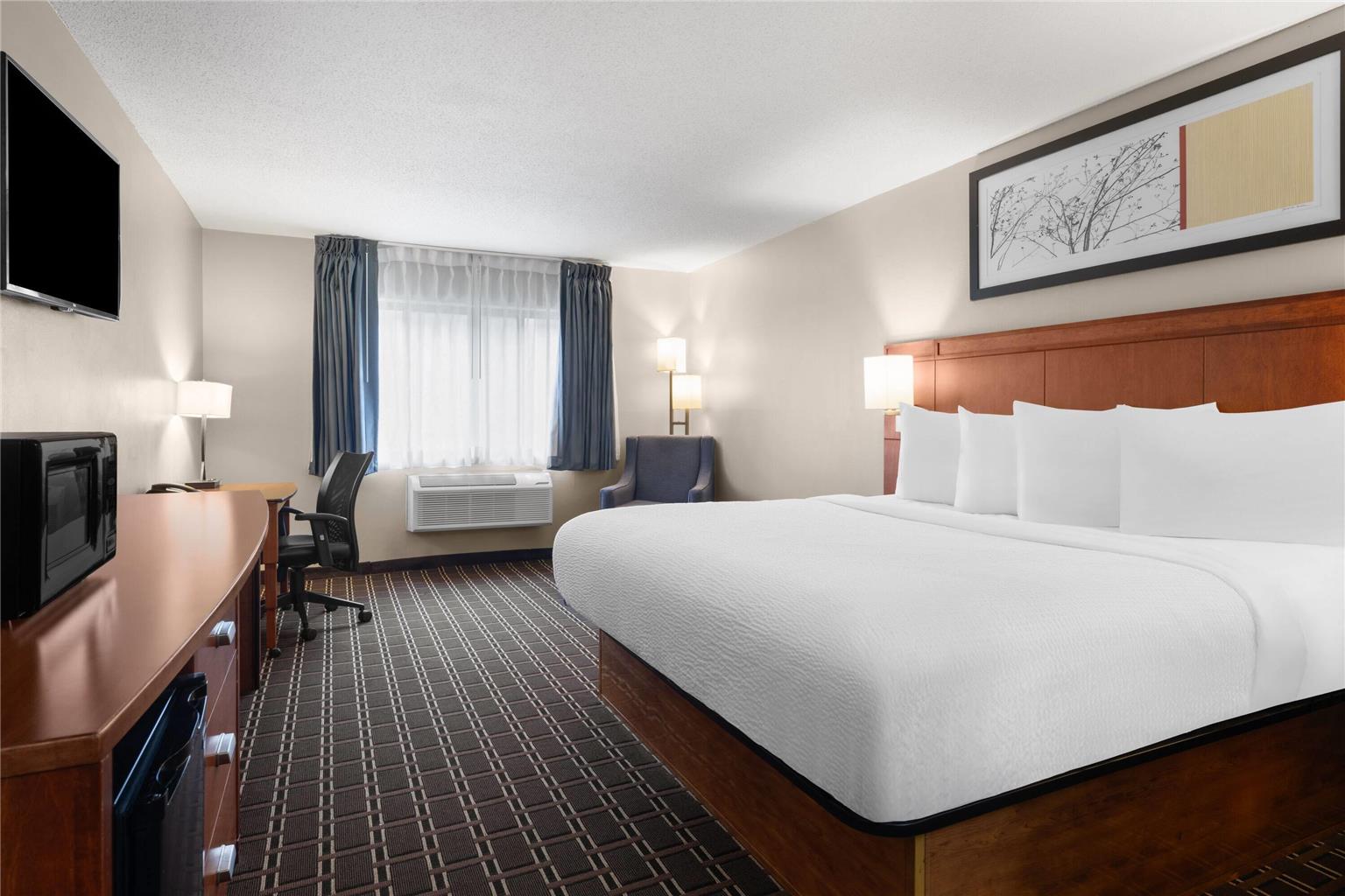 Travelodge by Wyndham Fargo West Acres - photo 8