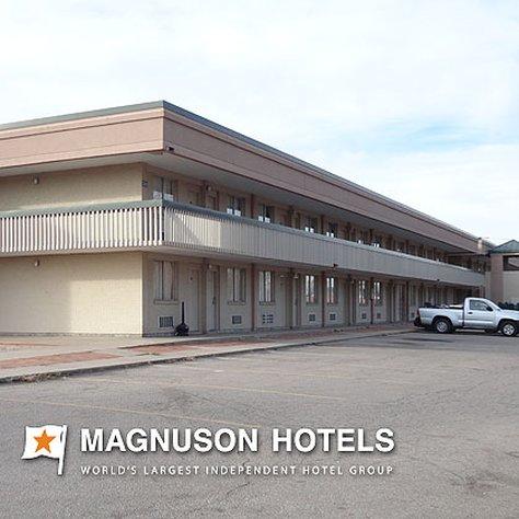 Parkside Hotel & Convention Center - photo 3