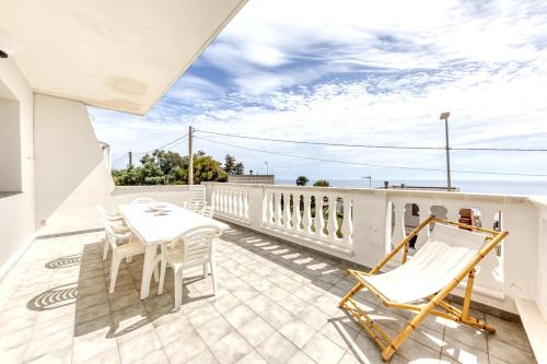 Le Carrube Vista Mare — hotel in Andrano
