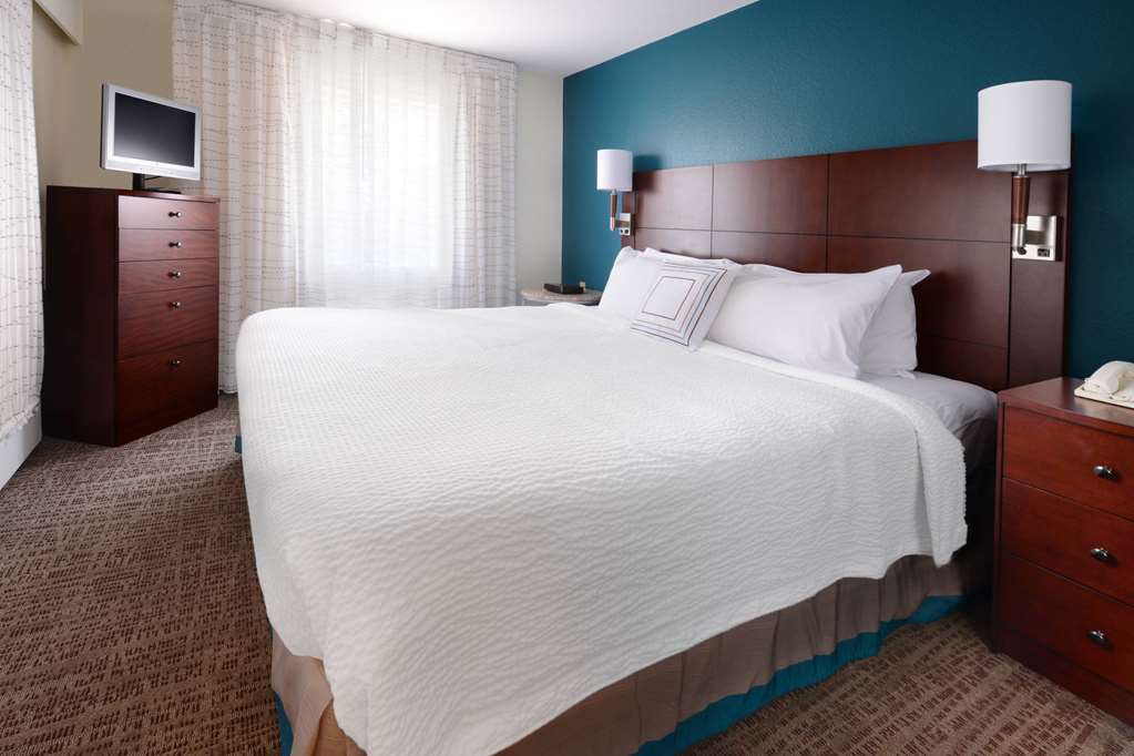 Sonesta ES Suites Dallas Medical Market Center - photo 9