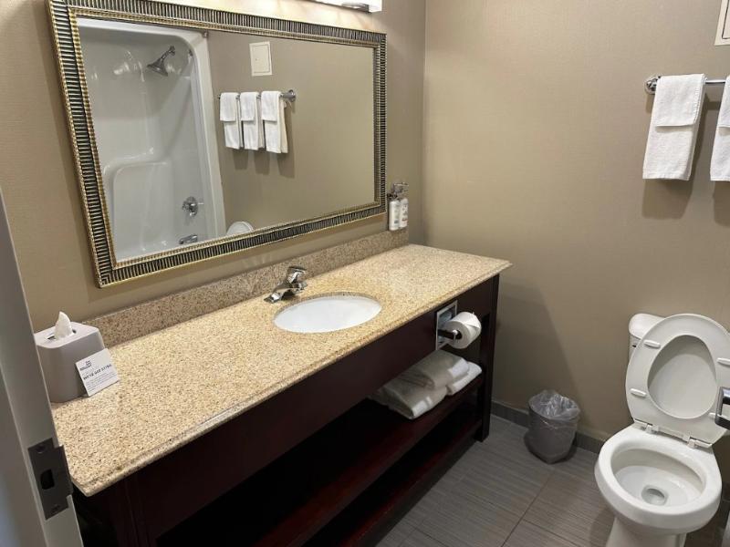 Holiday Inn Express Vernon Manchester by IHG - photo 9