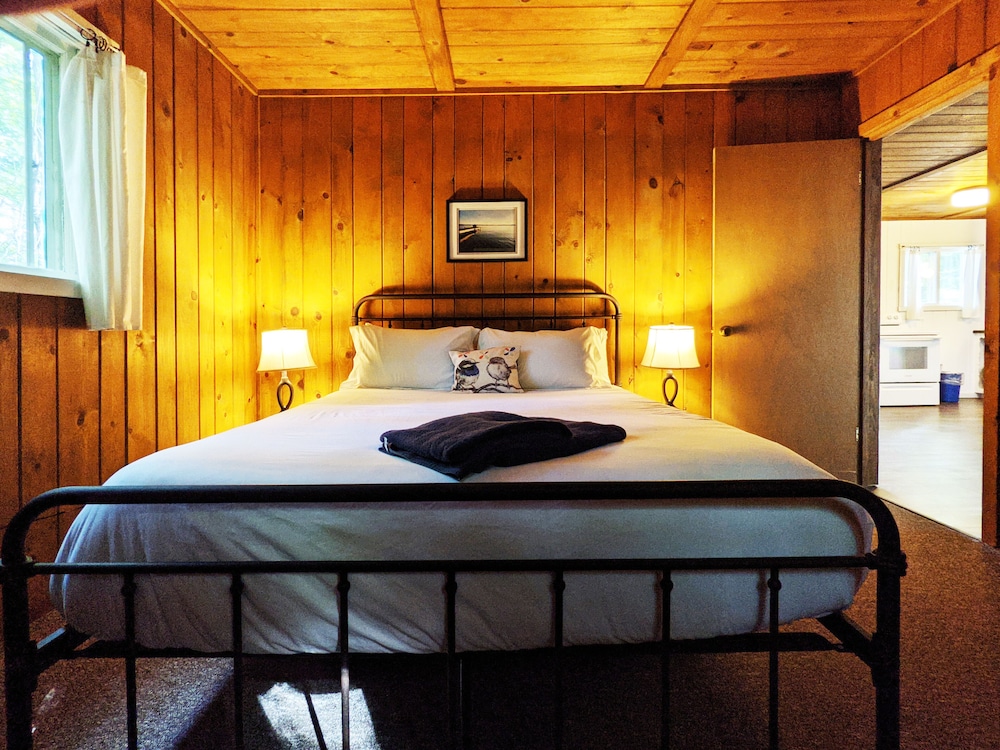 Coadys' Point of View Lake Resort - photo 116