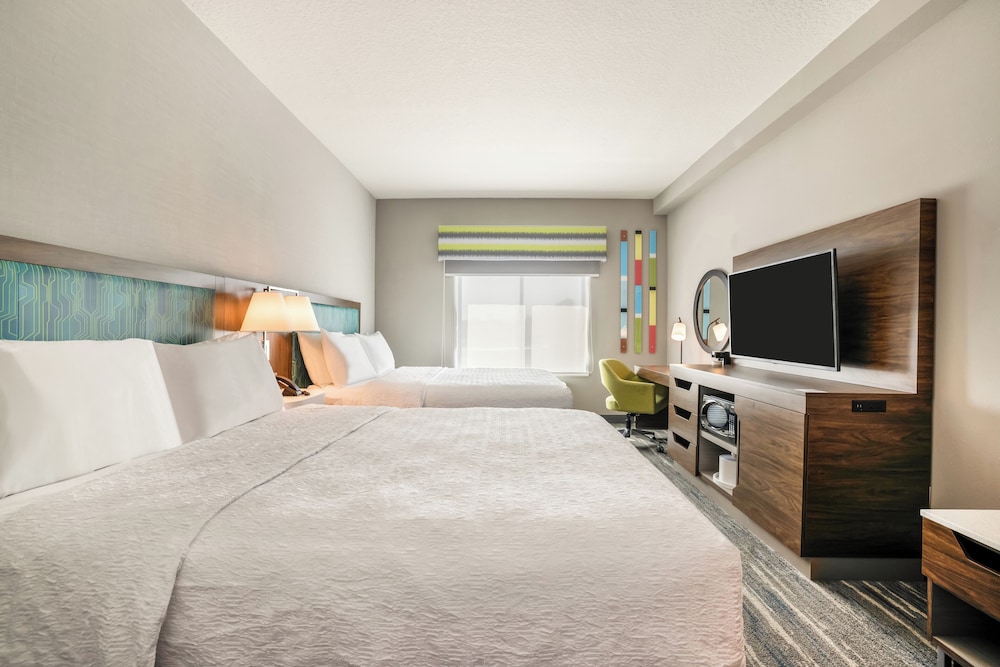 Hampton Inn Fort Myers Downtown - photo 6