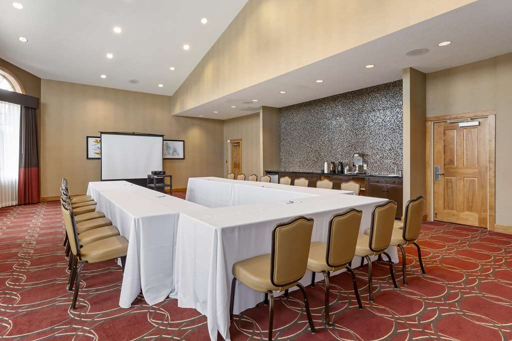 Best Western Plus Dutch Haus Inn and Suites - photo 50