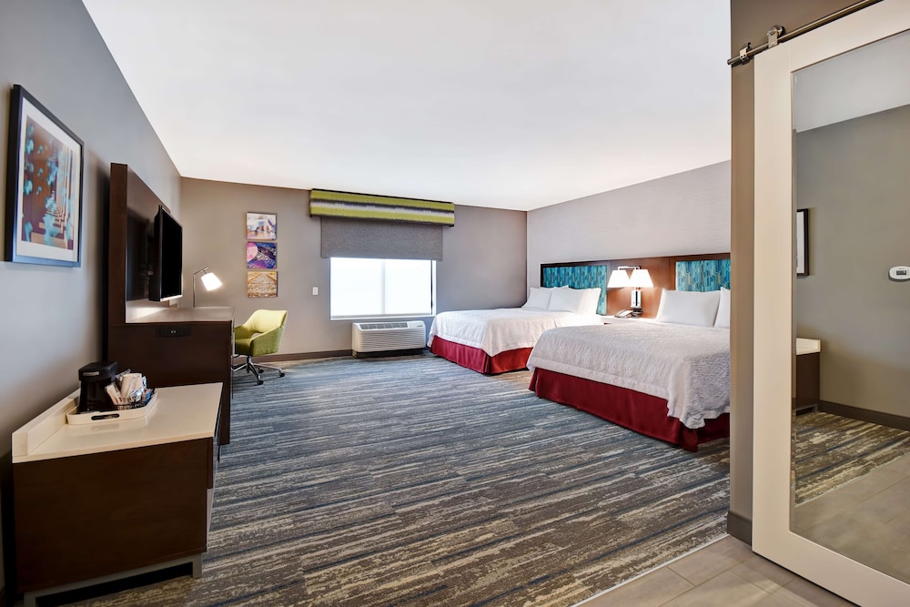 Hampton Inn Pleasant View TN - photo 18