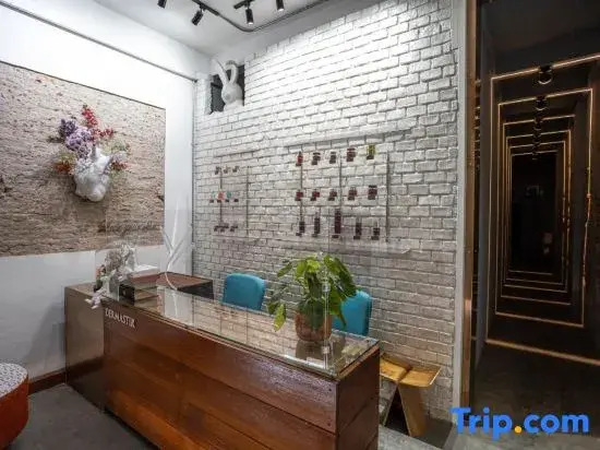 New York Loft & Japanese Magic by V4SKIN