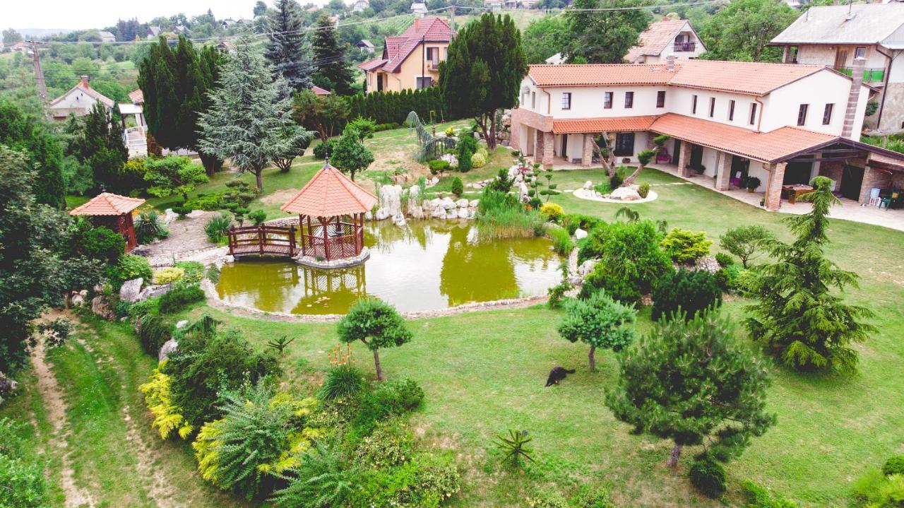Villa Garden — 4-Star Luxury Hotel in Zalaegerszeg, Hungary