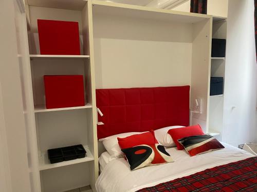 La perla del Colosseo — 4-Star Luxury Hotel in Rome, Italy