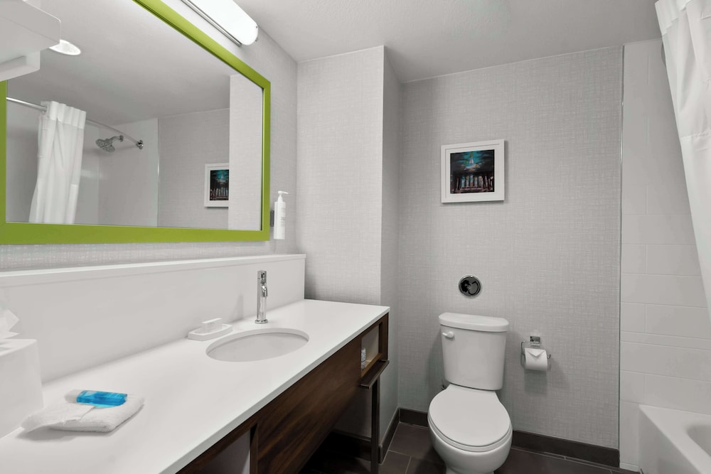 Hampton Inn & Suites Phoenix Gilbert - photo 37