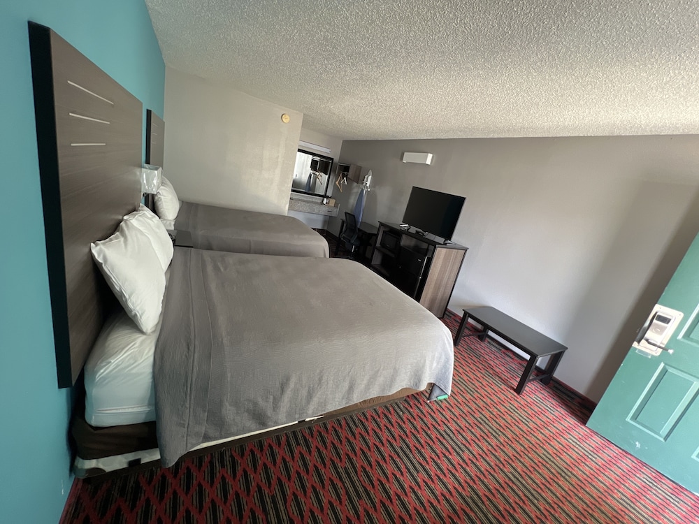 Key West Inn - photo 11