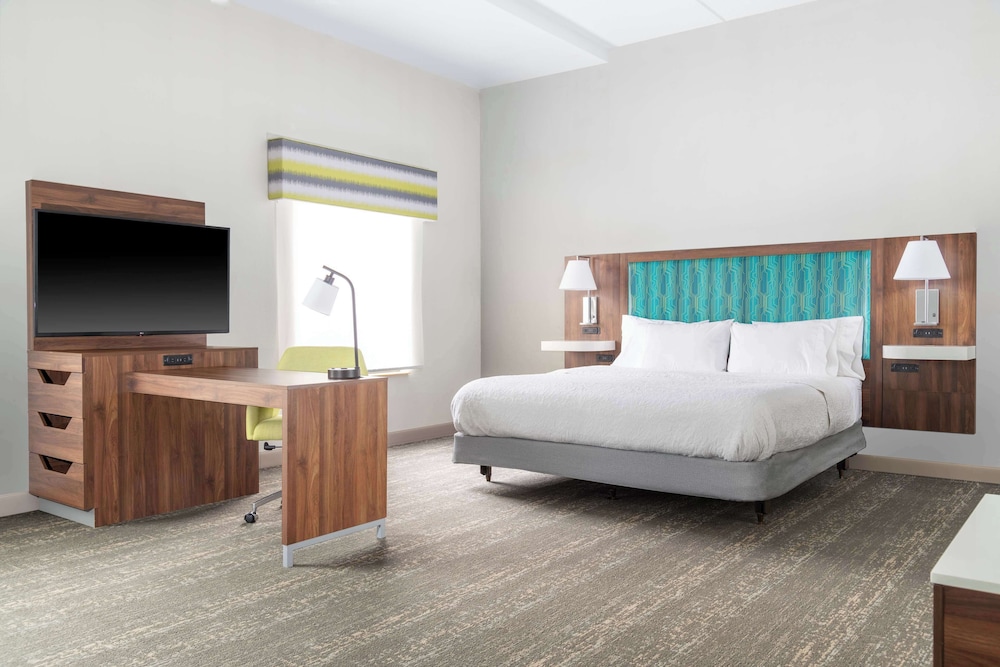 Hampton Inn & Suites Brookings - photo 8