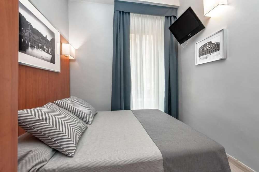 Hotel Reyes — Rome — photo 4