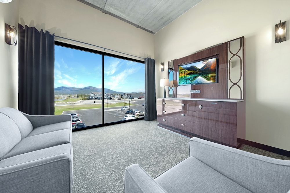 The Suites at Prairie Falls & Event Center - photo 36