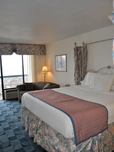 The Diplomat Family Motel - photo 18