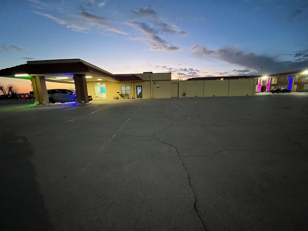 Lovington Inn - photo 16