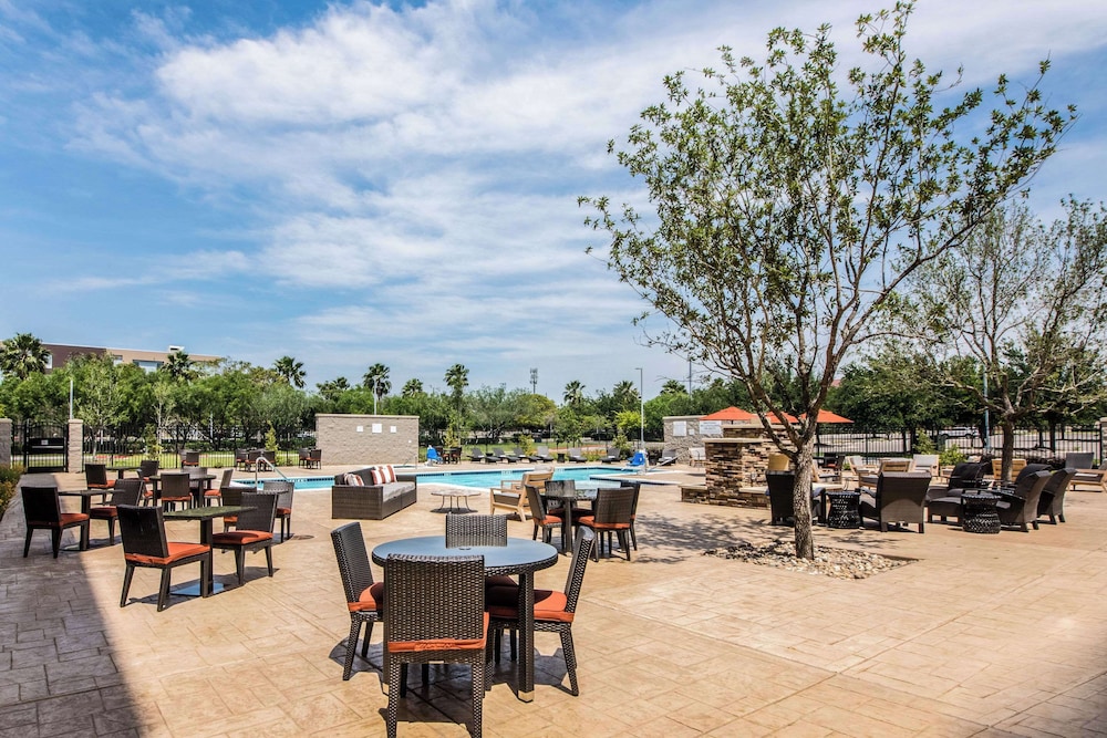 Cambria Hotel McAllen Convention Center - photo 31