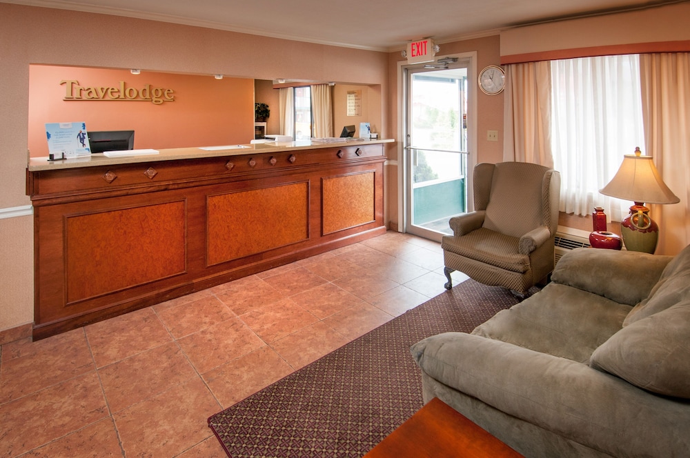 Travelodge by Wyndham Beckley - photo 4