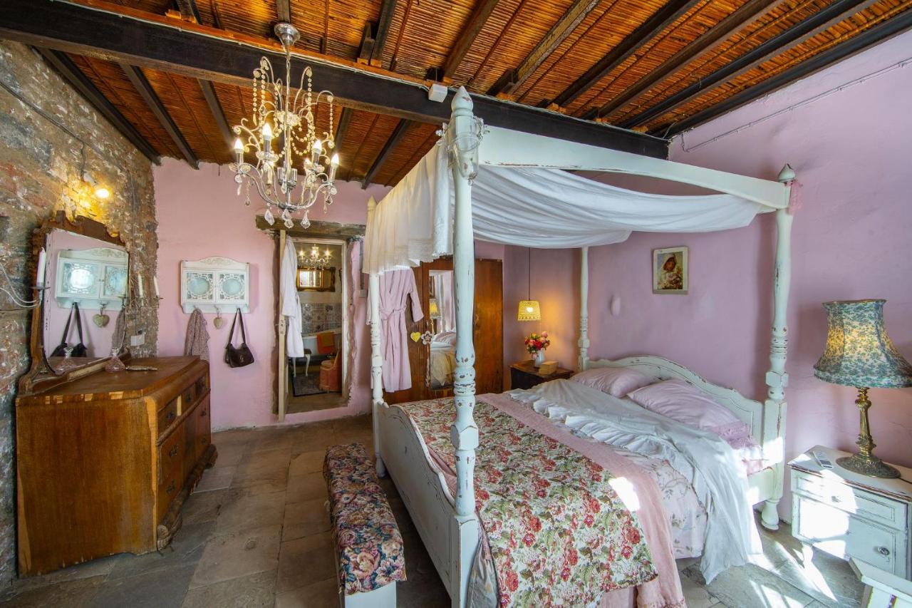 Tina’s Country Home