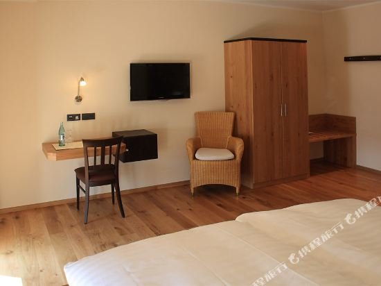 Main Vinotel Weingut Helmstetter — hotel in Burgstadt