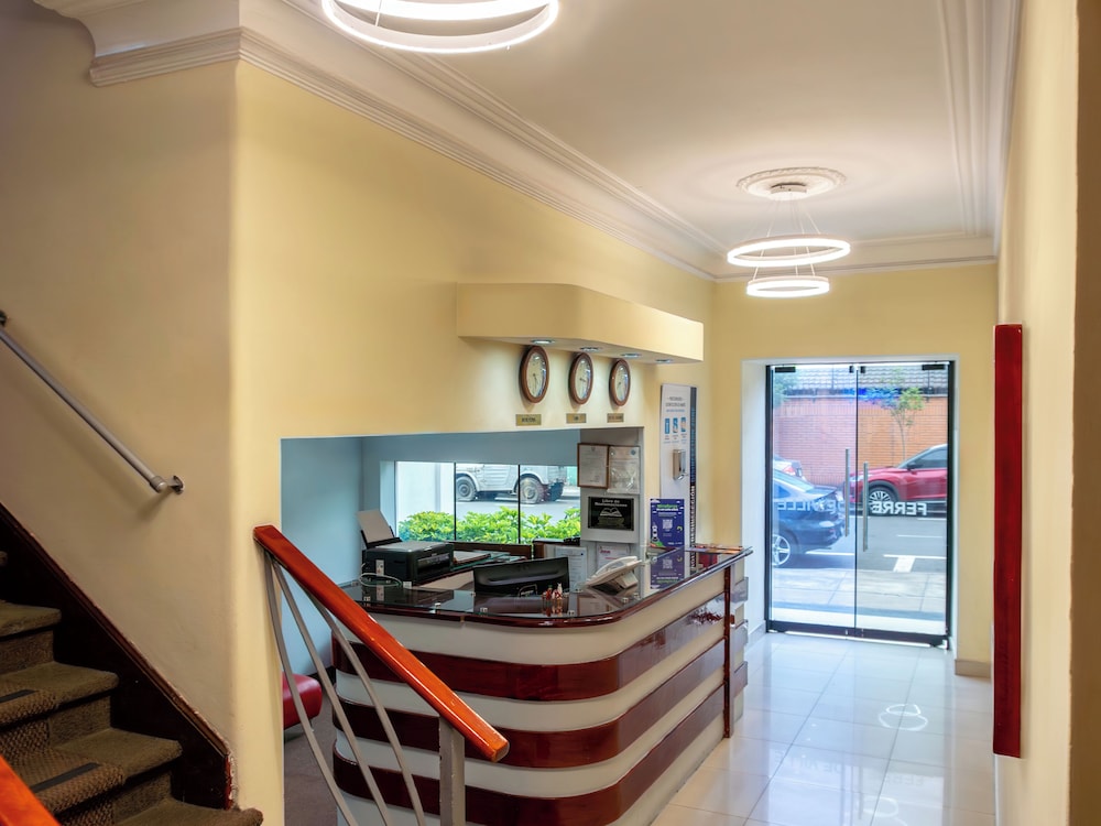 Hotel Ferre De Ville — Miraflores — photo 3
