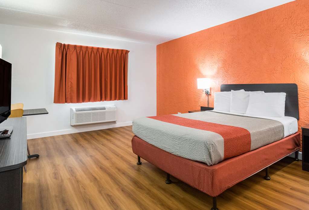 Motel 6 Prospect Heights IL - photo 6