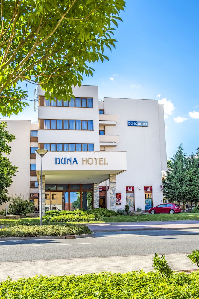Duna Hotel in Paks, Hungary