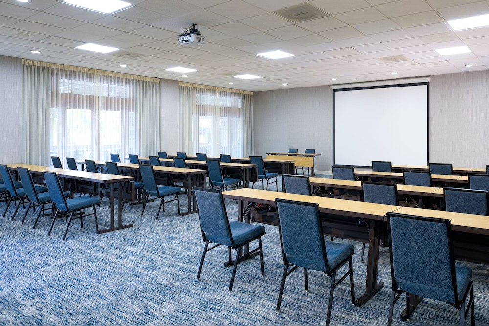 Courtyard by Marriott Old Town - photo 45