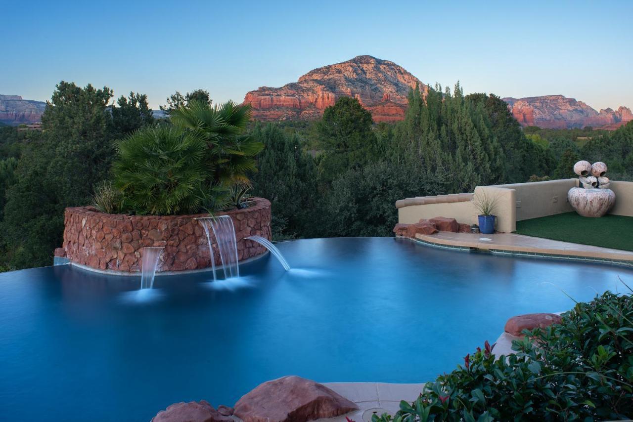 Palatial Paradise with Breathtaking Views of Red Rock and Stunning Infinity Pool in Sedona, United States