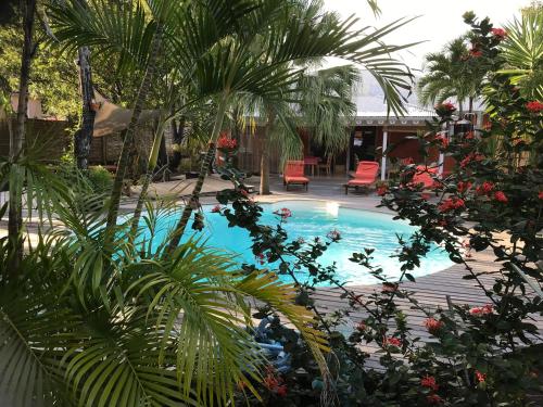 Maison Saint Exupéry avec piscine — 4-Star Luxury Hotel in Le Francois, Martinique