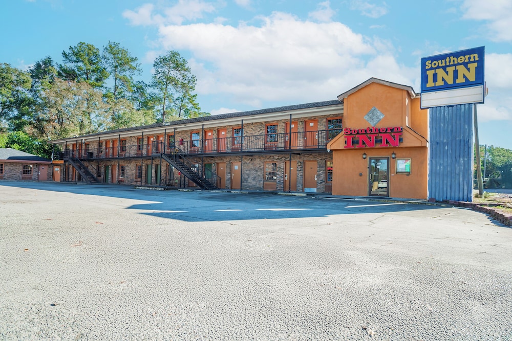 Southern Inn By OYO Walterboro I 95 — hotel in Walterboro