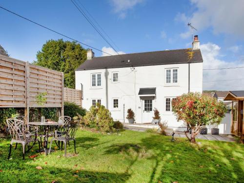 Harlequin Cottage — 5-Star Luxury Hotel in St Austell, United Kingdom