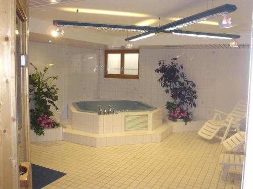 Guesthouse St Martin 4847380 — Taesch