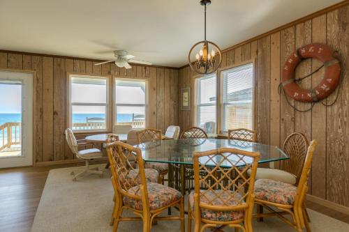Yorkshire by Oak Island Accommodations - photo 31
