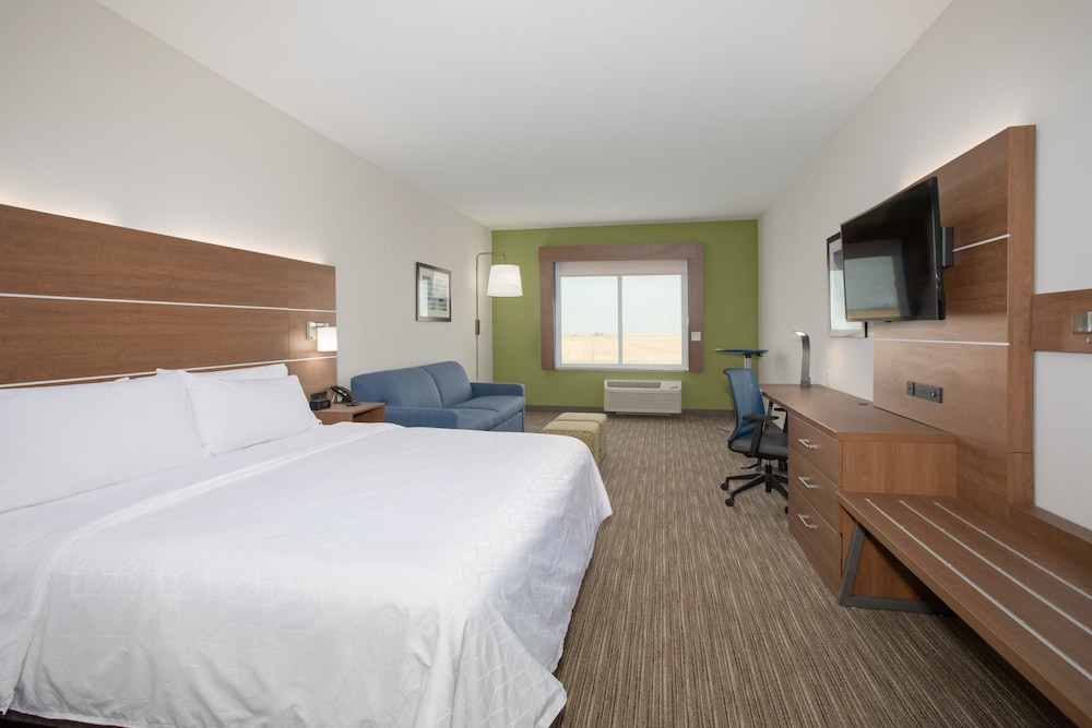 Holiday Inn Express & Suites Goodland I 70 an IHG hotel - photo 7