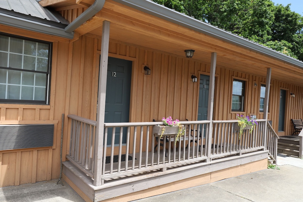 Lakeside Resort - photo 46