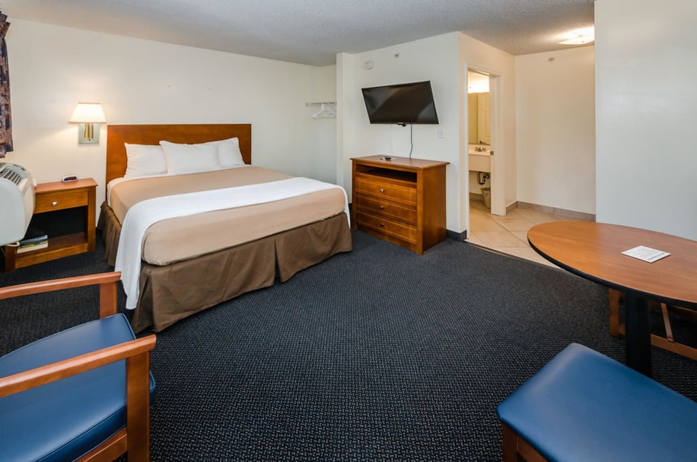 Tampa Bay Extended Stay Hotel - photo 19