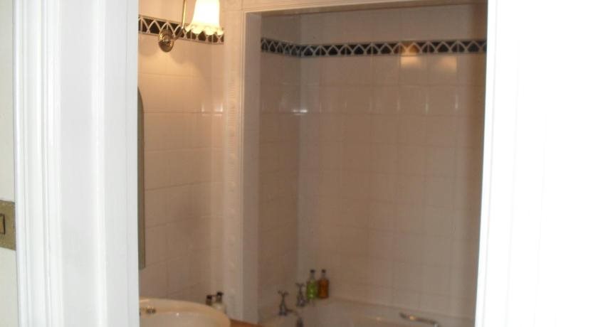 Heddon’s Gate Hotel — Barnstaple — photo 2