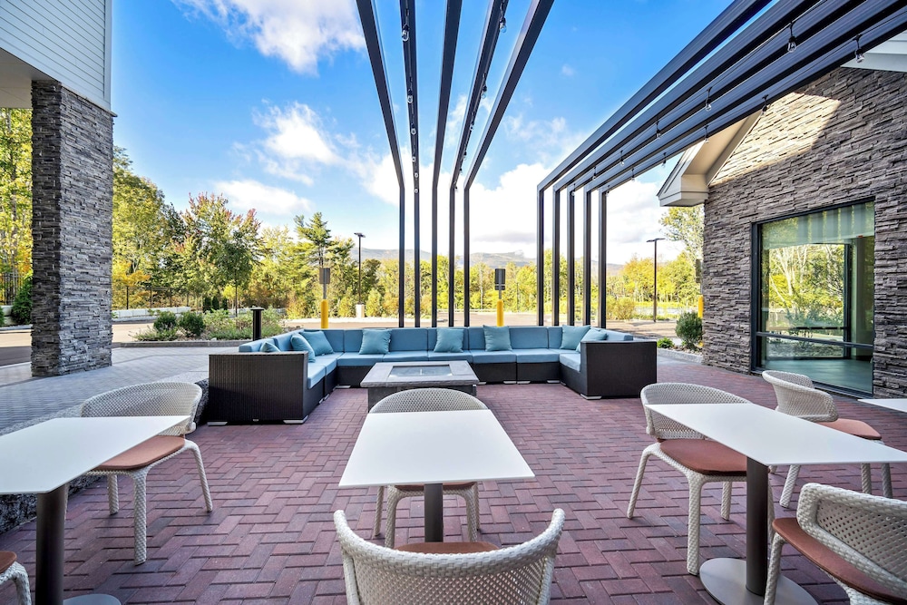 Hilton Garden Inn North Conway - photo 48