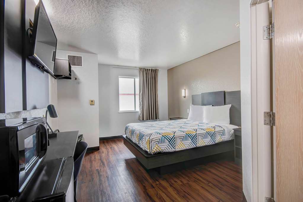 Motel 6 San Antonio TX Sea World North - photo 13