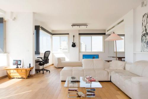 Loft With a View 24 7 Electricity — 4-Star Luxury Hotel in Beirut, Lebanon