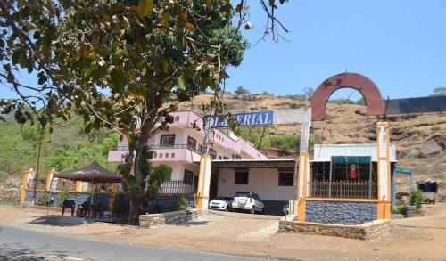 Imperial Lodging & Resort - last minute hotel in Lonavla