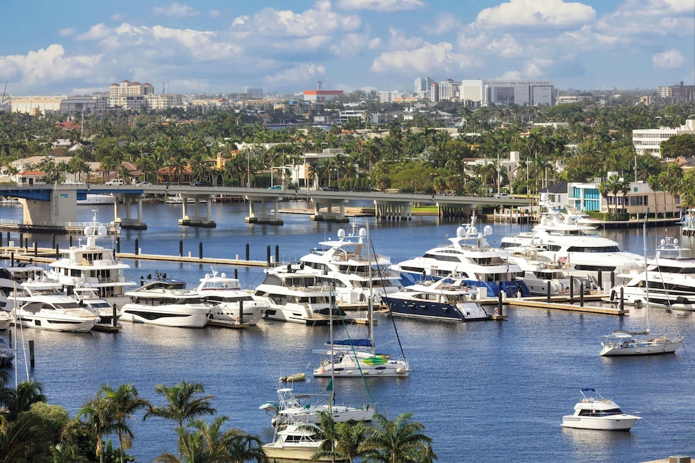 AC Hotel by Marriott Fort Lauderdale Beach - photo 36