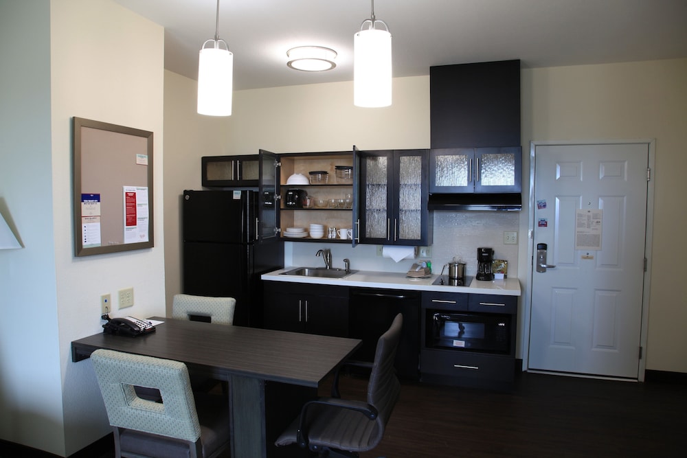 Candlewood Suites Austin North 290 & I 35 - photo 29