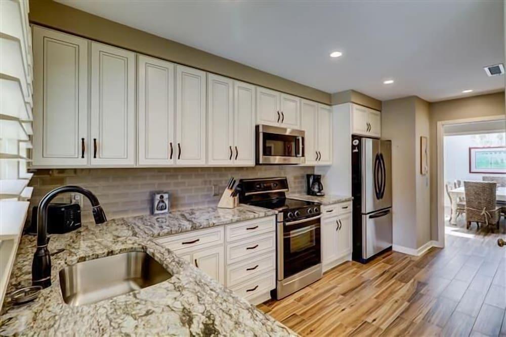 5 Turtle Lane at The Sea Pines Resort - photo 6