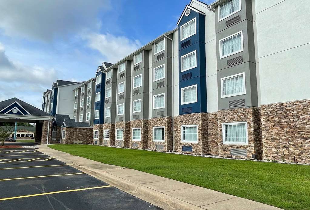 Microtel Inn & Suites by Wyndham Bossier City - photo 4