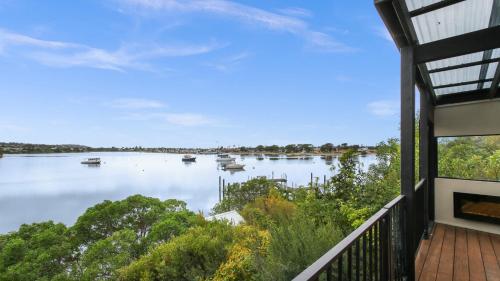The Hide Away Scenic Waterfront Escape