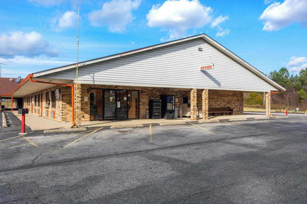 Budget Host Inn by Hotel O Portland near I 65 - photo 28
