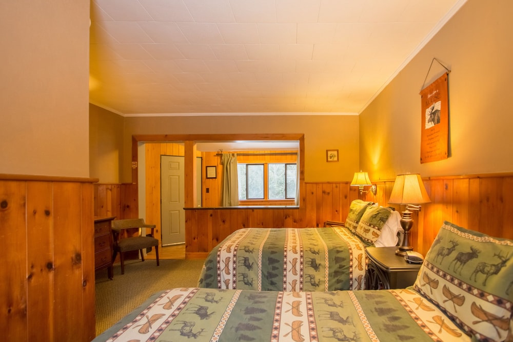 Adk Trail Inn - photo 8