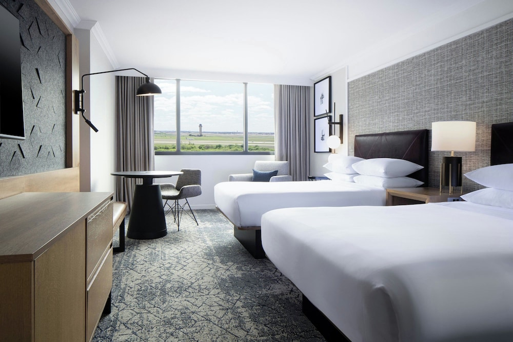 Sheraton DFW Airport Hotel - photo 13